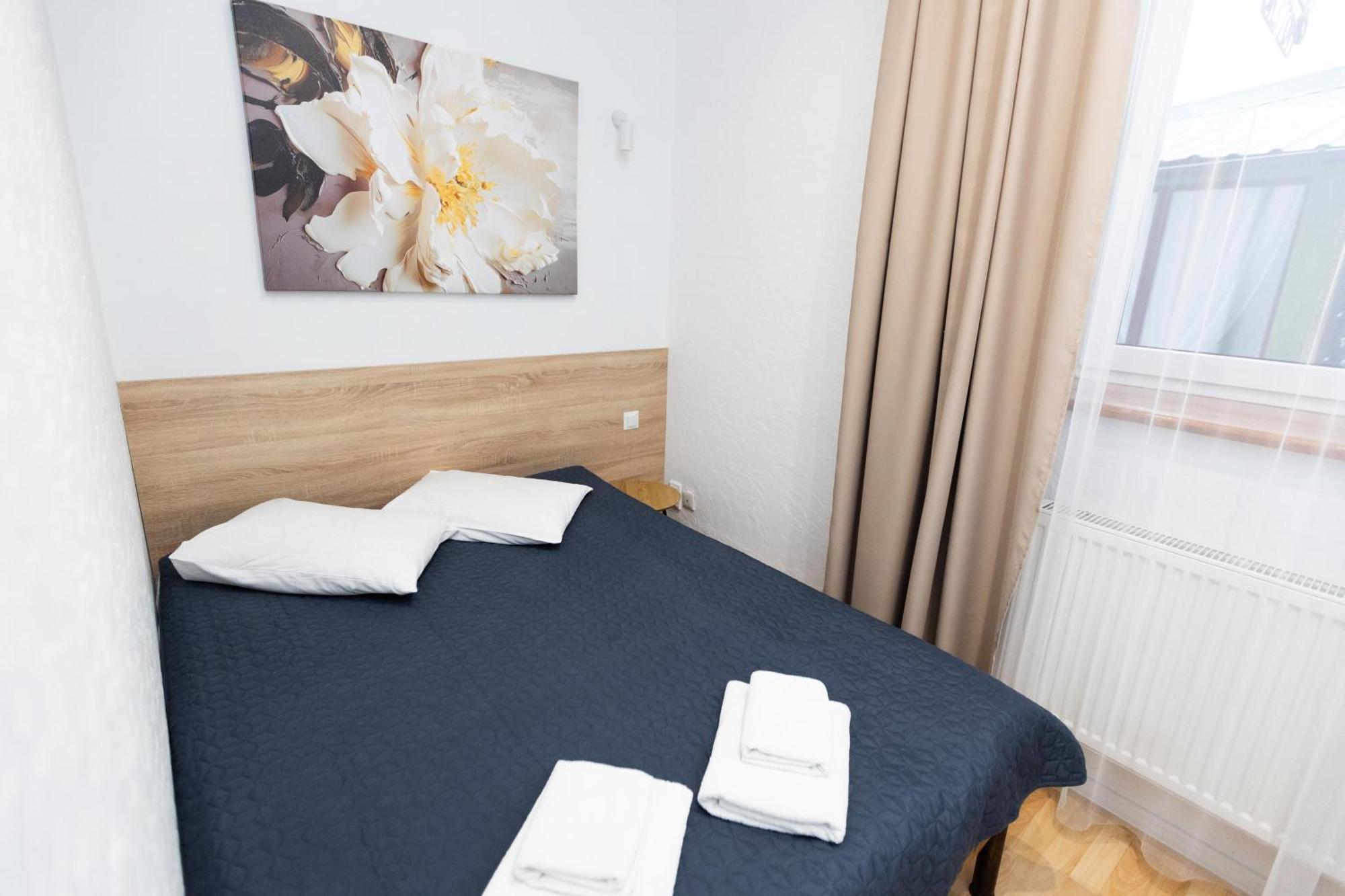 Staryi Krakiv Hotel Lviv Bagian luar foto