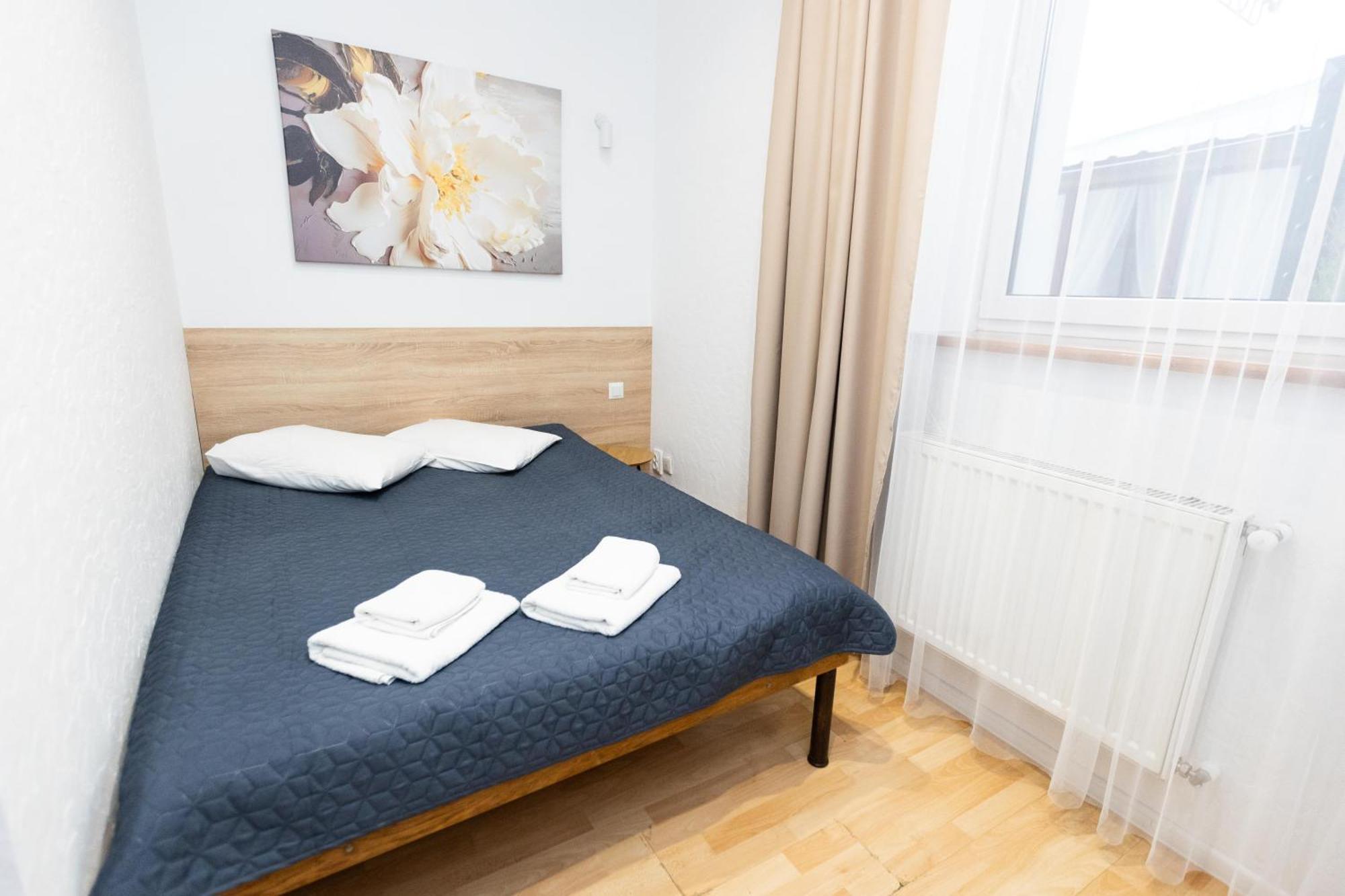 Staryi Krakiv Hotel Lviv Bagian luar foto